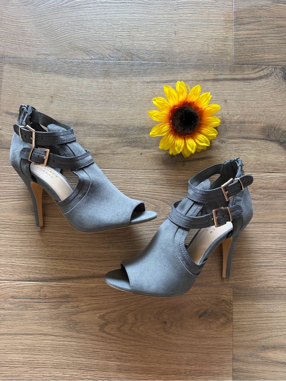 Lauren Conrad Gray Open-Toe Strappy High Heels